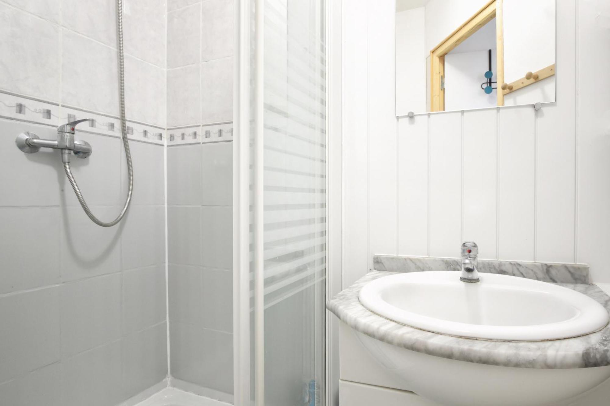 Appartement A 2 Pas De La - A 50m
